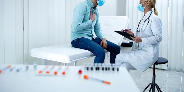 barbat la medic