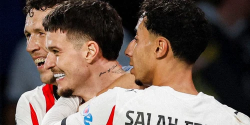 dennis man fb psv jpg