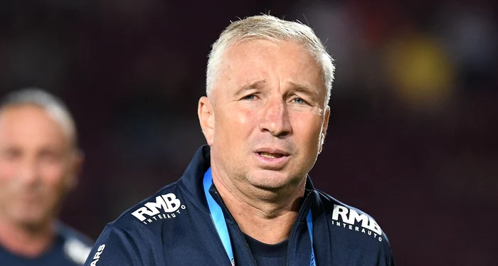 Dan Petrescu și-a pierdut mama. Foto Facebook CFR Cluj 
