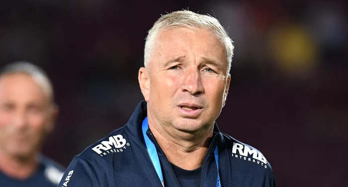 Dan Petrescu nu înțelege de ce Cristi Balaj s-a supărat pe el. Foto Facebook CFR Cluj