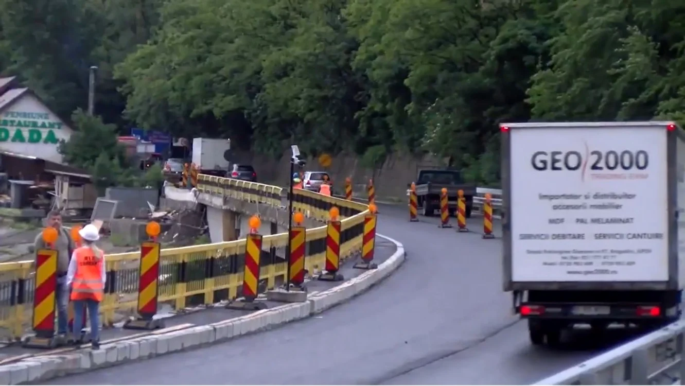 Restricția de tonaj de pe drumul din Defileul Jiului a fost ridicată Foto: Arhivă