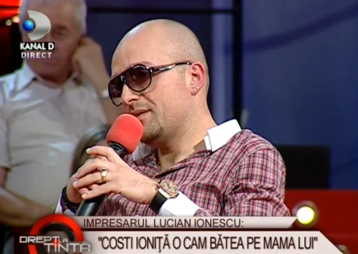 
    Compozitorul piesei care va reprezenta România la Eurovision este susţinut de cea care i-a dat viaţă  