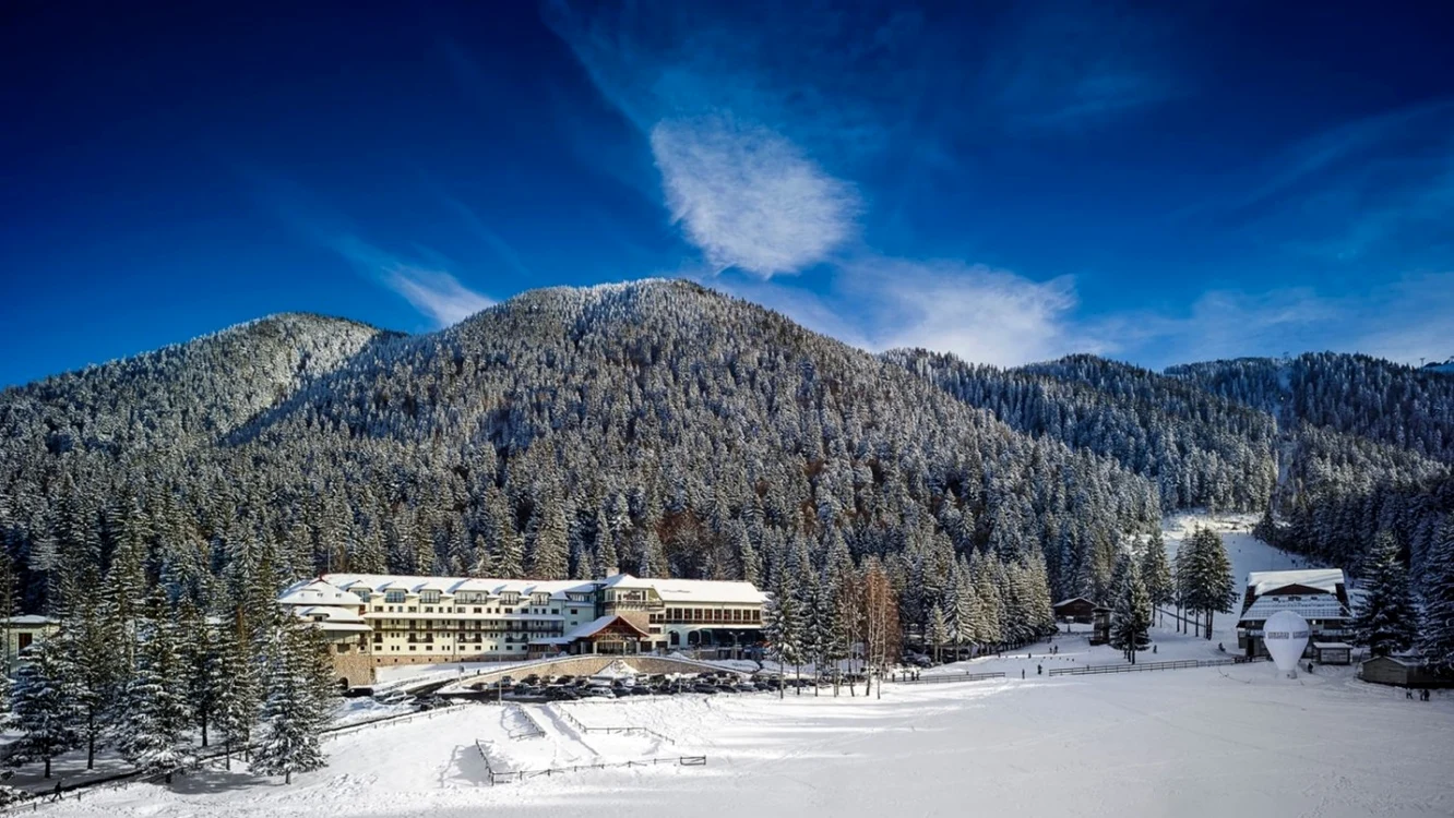 Un Revelion petrecut la Poiana Braşov costă cât salariul minim pe un an FOTO ana hotels