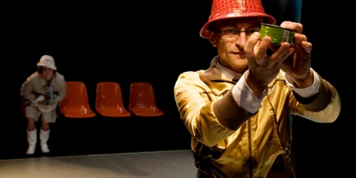 Cezar Antal şi Isabela Neamţu în spectacolul „Râs nervos“