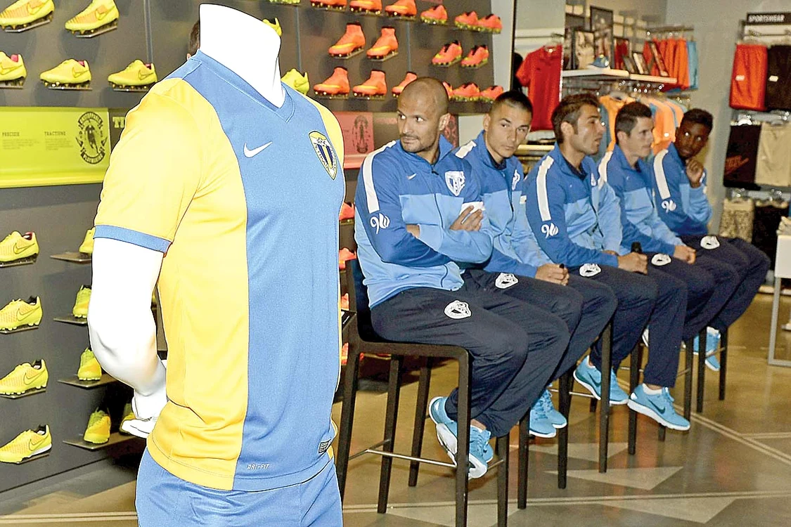 17 iunie. Petrolul semnează  ultimul contract  important cu un sponsor