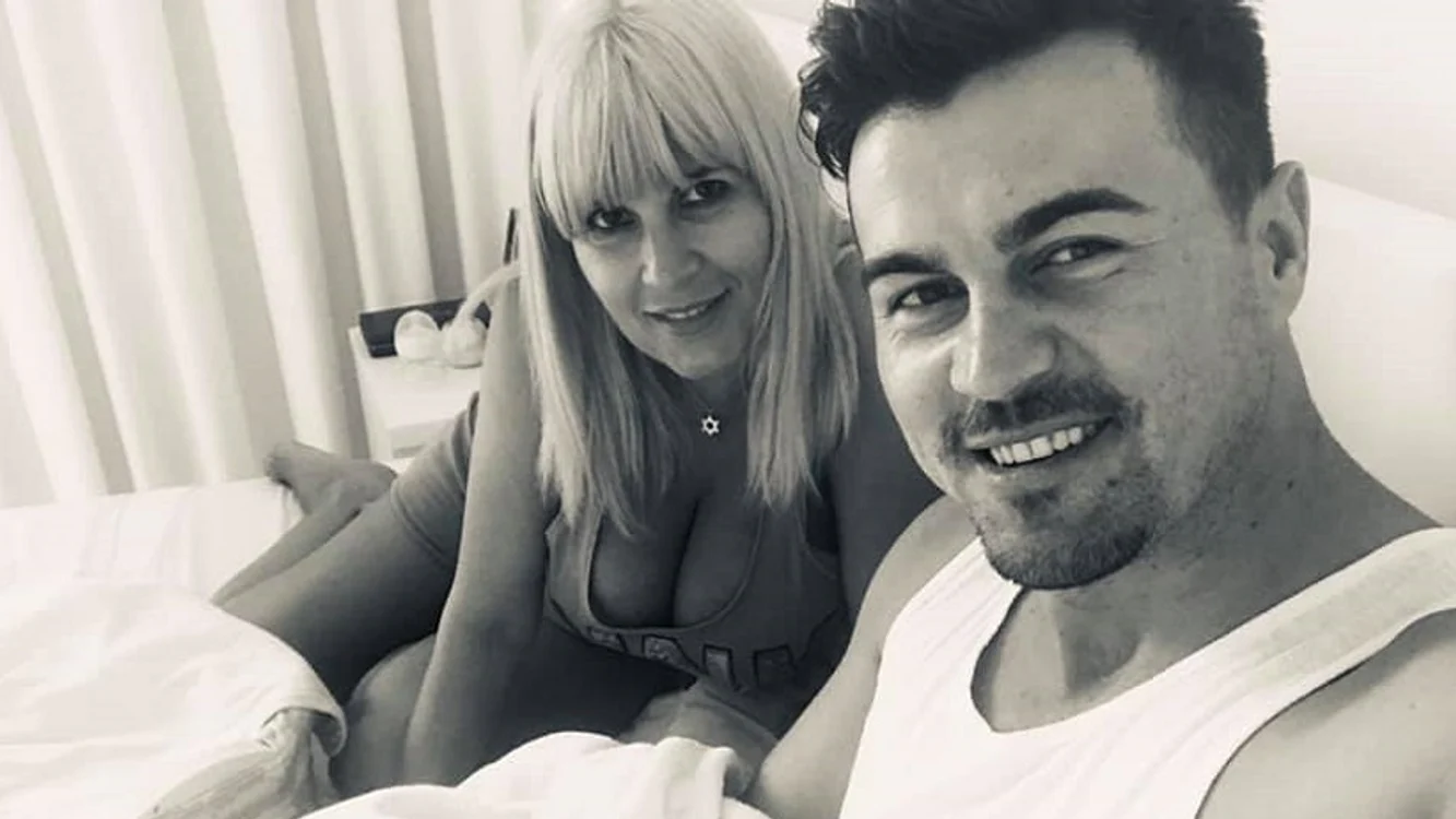 
    Elena Udrea, alături de Adrian Alexandrov și fiica lor, Eva Maria  