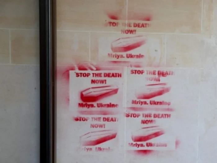 Coffin Graffiti in Paris - Foto X (extwitter)