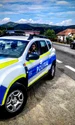 masina politie colantata cu galben si albastru jpeg