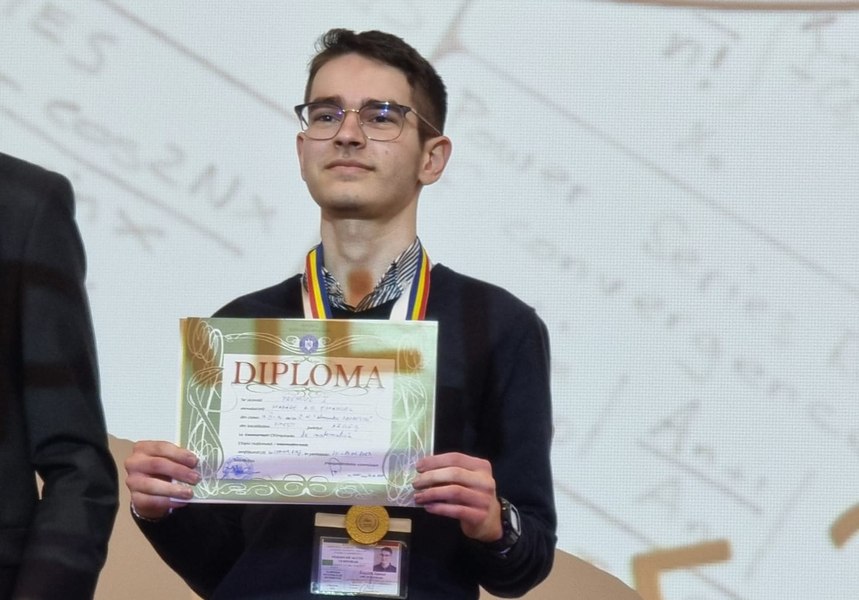 Un elev român, cel mai bun la matematică din Europa