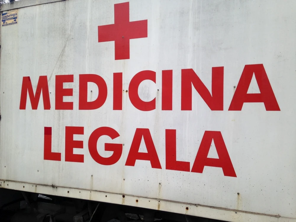 Trupul femeii a fost transportat la Serviciul de Medicină Legală