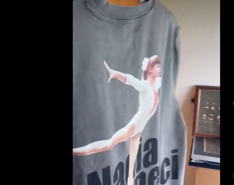 Tricou cu Nadia Comăneci, lansat de un brand celebru. Cum arată și la ce preț poate fi achiziționat în România