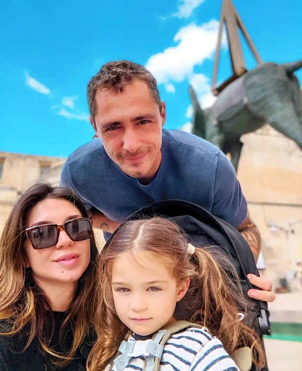 draghia si familia jpg