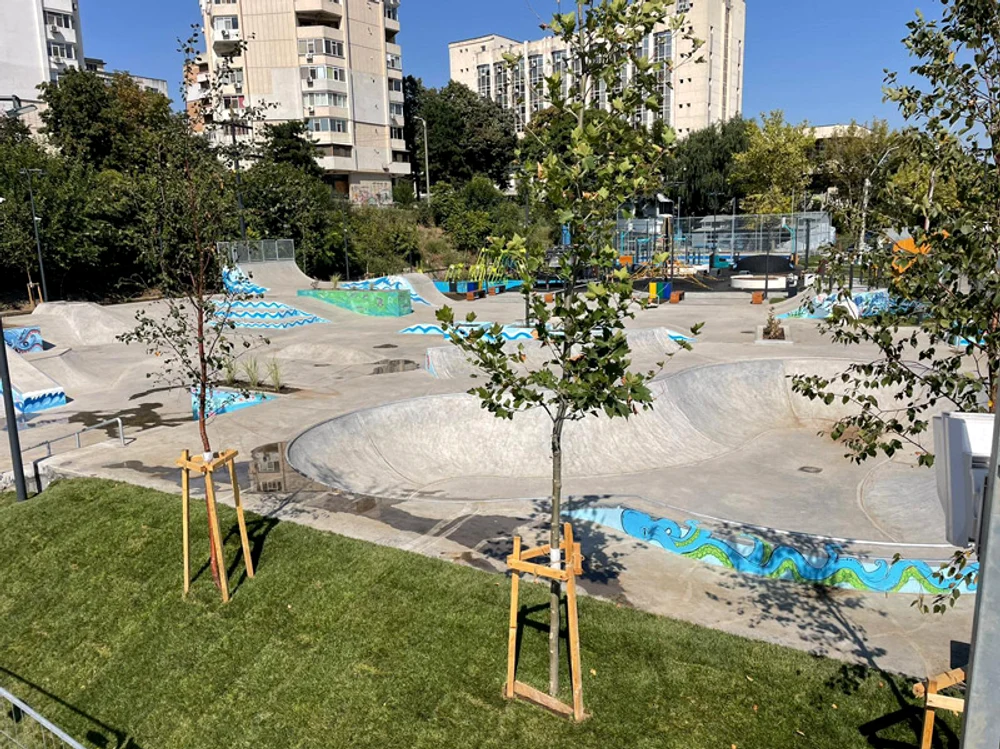 Skate parc-ul are rampe de forme și grade de dificultate diferite FOTO: Obiectiv Vocea Brăilei