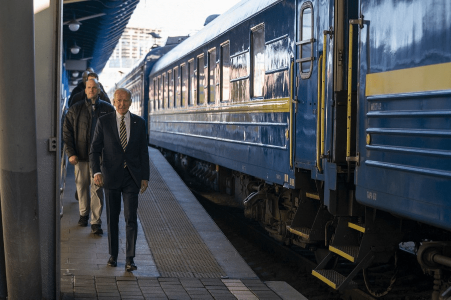 Detalii despre călătoria lui Joe Biden cu „Rail Force One“ prin Ucraina: „A petrecut 20 de ore în tren și patru ore în Kiev“ FOTO