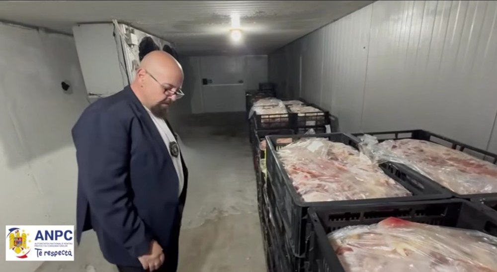 ANPC a închis o fabrică din Ilfov care livra carne expirată către șaormerii. Piedone: „Șaorma cu de toate, inclusiv cu boală”