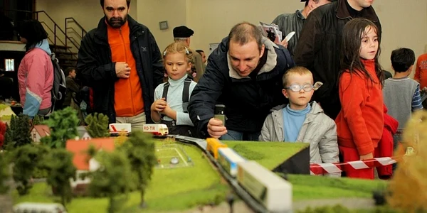 Braşov: Expoziţie de machete feroviare, la Reduta. Foto: Bogdan Crăciun