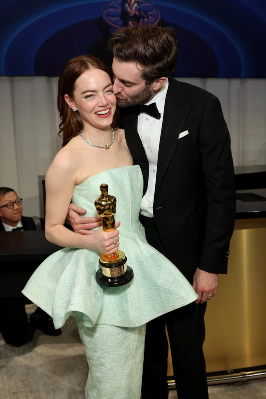 Emma Stone și Dave McCary, Getty Images 