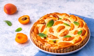 tarta caise istock jpg