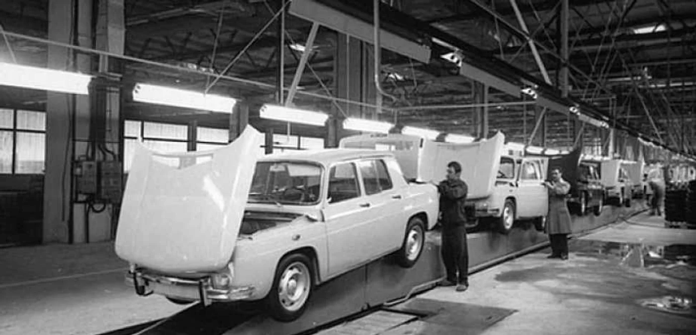 Dacia 1100, prima mașină românească construită la Pitești FOTO: Adevărul (arhivă)