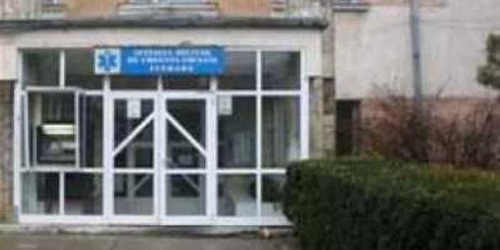Modernizarea clădirii mai are de aşteptat