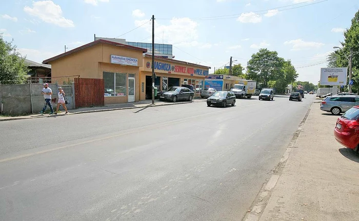 George Chirigiu are la stradă un magazin Foto: Dorin Constanda
