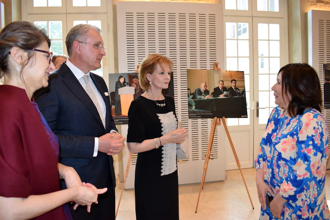 Cuplul regal la întâlnirea cu românii din Luxemburg. FOTO: Gina Ștefan, AGERPRESS/Casa Regală