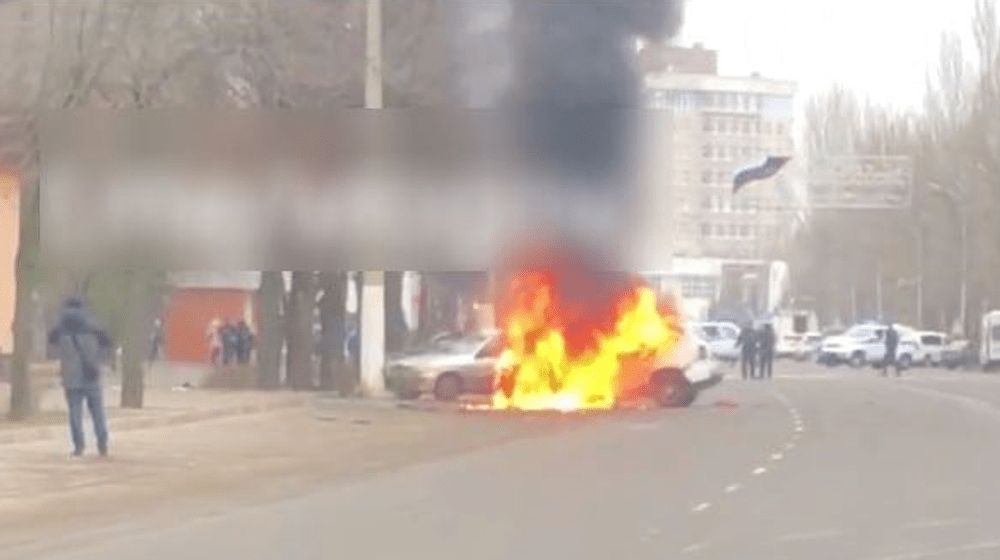 Mașină aruncată în aer în Melitopol, oraș ocupat de ruși - VIDEO