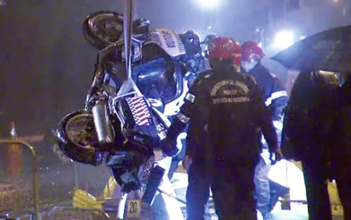 Bogdan îi deschidea calea vicepremierului Gabriel Oprea, moment în care a derapat cu motocicleta și a căzut într-o groapă adâncă de trei metri