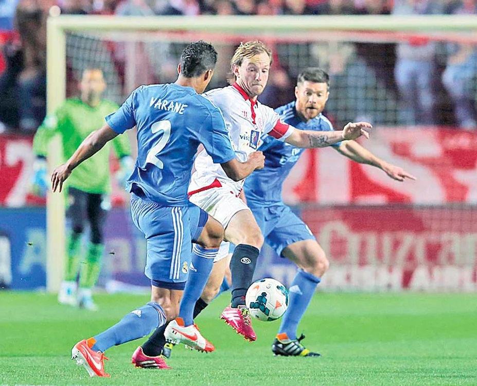 Duelul de la Cardiff este al doilea din istoria competiţiei