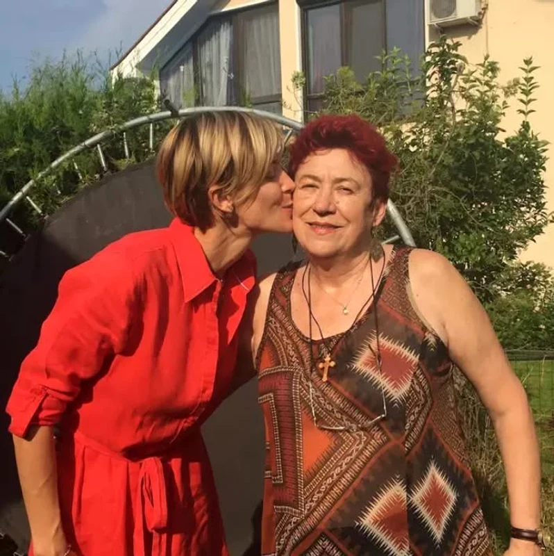 Mama Roxanei Ciuhulescu, diagnosticată cu cancer pulmonar foto: Facebook 