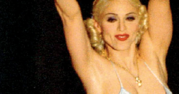 Madonna şi expunerea la sado-masochism