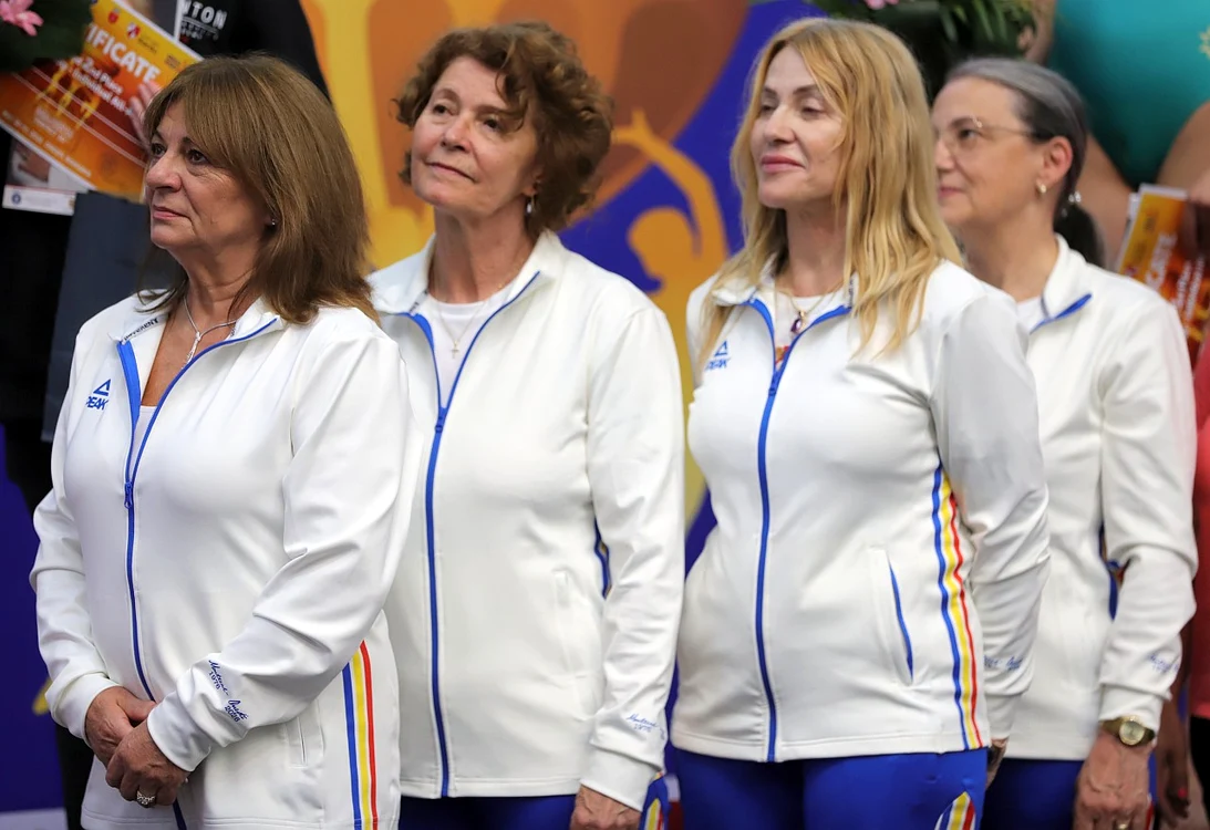 Nadia s-a reîntâlnit cu colegele sale la Onești, anul acesta (Foto: Marian Burlacu)