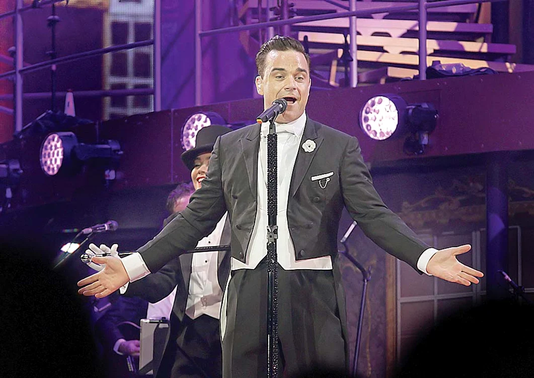 Robbie Williams (41 de ani) concertează în premieră în RomâniaFoto: Wenn, Photoland