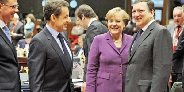 Preşedintele francez Nicolas Sarkozy şi cancelarul german Angela Merkel vor disciplină bugetară