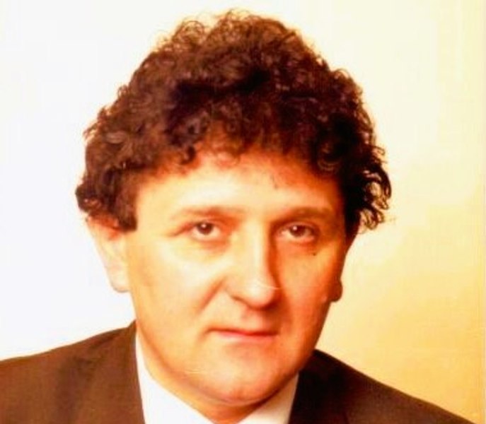 Soldatul care era să devină vecin cu Regele Charles al III-lea. „O chema Sara și avea buzele fierbinți, cu gust de înger“