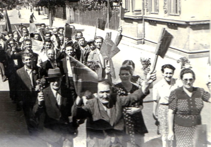 Ce despăgubiri au fost nevoiți românii să plătească către URSS. Românii, taxați și pentru anii în care nu au participat la război