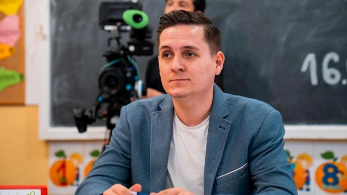 George Tănase este unul dintre prezentatorii matinalului de la Kanal D