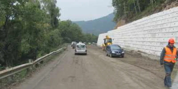 Lucrările pe DN2D Focşani-Ojdula au fost întrerupte