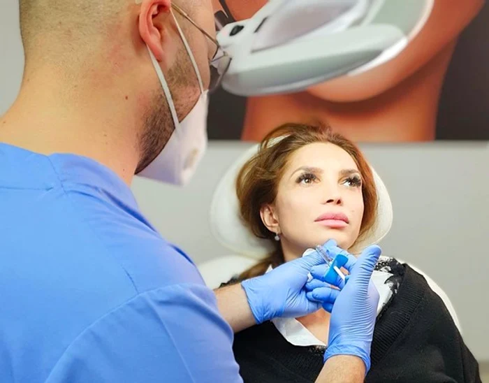 
    Cristina Spătar și-a șters ridurile la medicul esteticianfoto: arhiva personală  