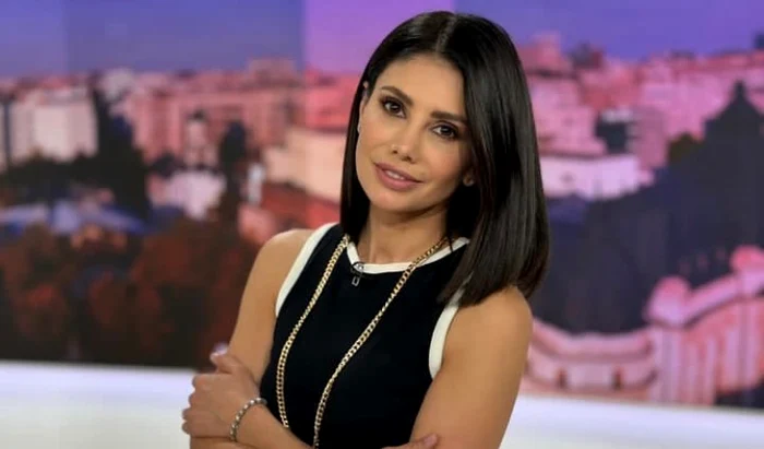 Ana Maria Gheorghe a ales calea educației deși tradiţia îi cerea să renunţe la şcoală / foto: Arhivă