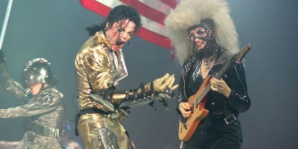 Michael Jackson si Jennifer Batten FOTO Getty Images (2) jpg