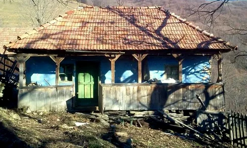 casa crop jpg