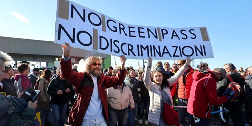 Proteste fata de certificatul verde in Italia FOTO EPA-EFE