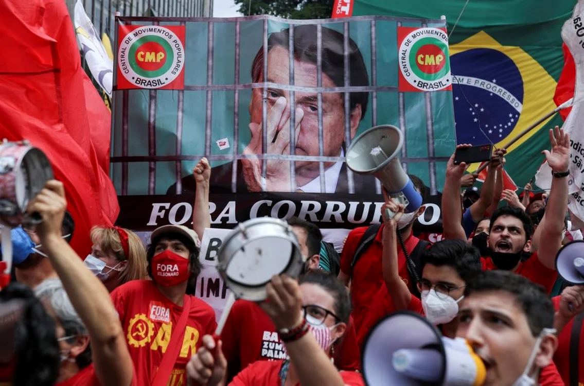 FOTO: Reuters / Manifestaţii mpotriva preşedintelui brazilian Jair Bolsonaro - Sao Paolo, 2 octombrie 2021