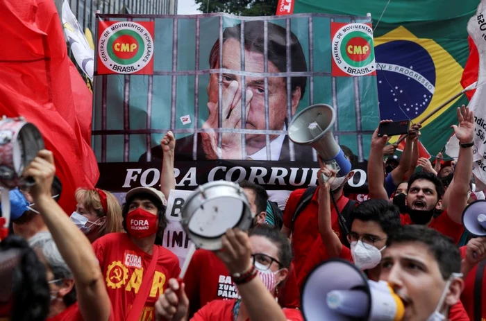 FOTO: Reuters / Manifestaţii mpotriva preşedintelui brazilian Jair Bolsonaro - Sao Paolo, 2 octombrie 2021