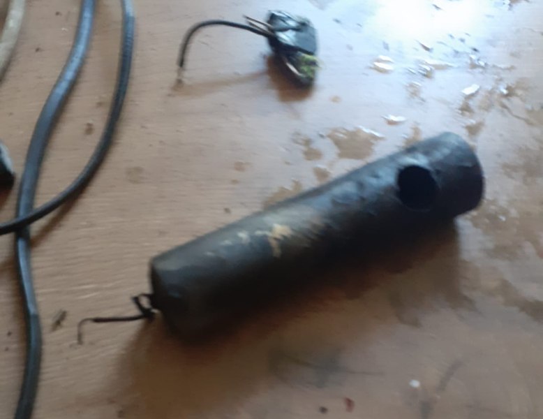 O trotinetă electrică a explodat într-un apartament. Deflagraţia a fost urmată de un incendiu, cu degajări de fum FOTO