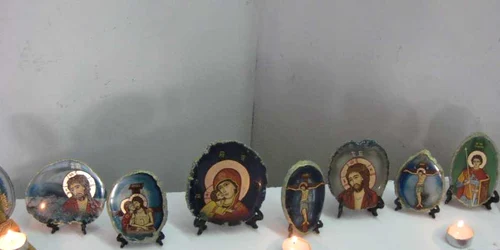 Majoritatea icoanelor sunt realizate de copii