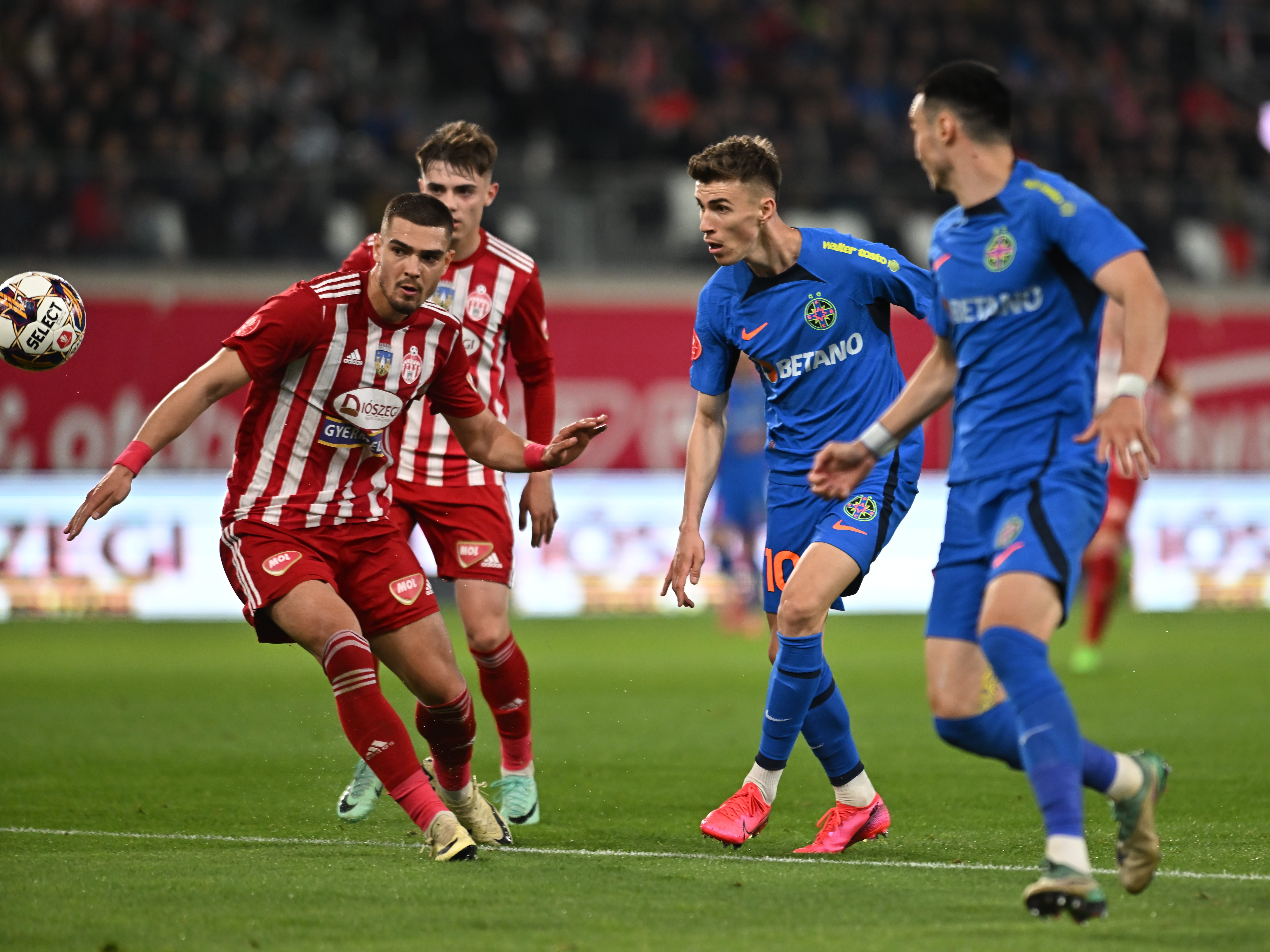 FCSB a făcut o primă repriză excelentă. Apoi ocaziile ratate s-au răzbunat FCSB a făcut o primă repriză excelentă. Apoi ocaziile ratate s-au răzbunat