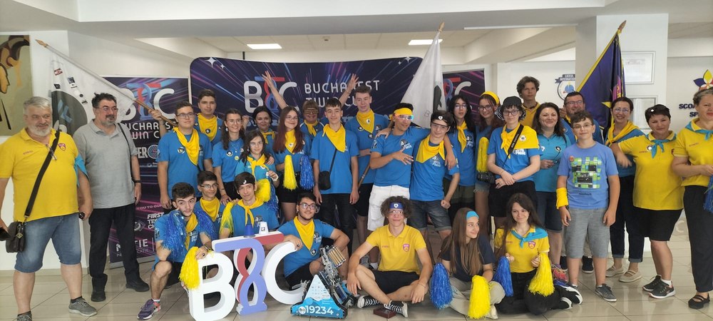 Echipa de liceeni care a impresionat la primul concurs internațional de robotică organizat în Europa