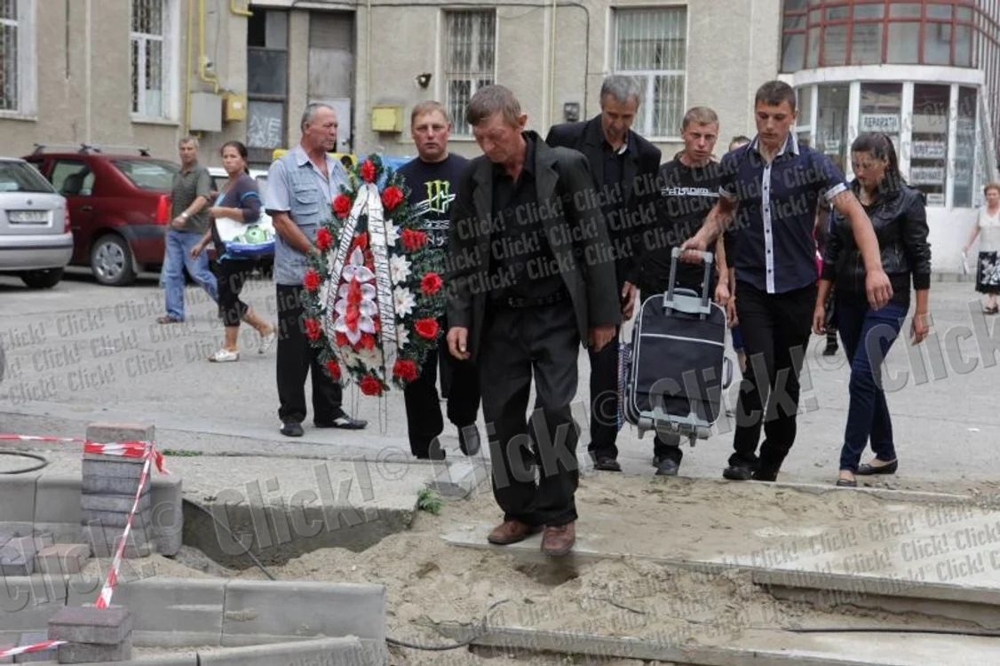 Inmormantarea Veronicai Bulai (Foto: Roberto Sălceanu )